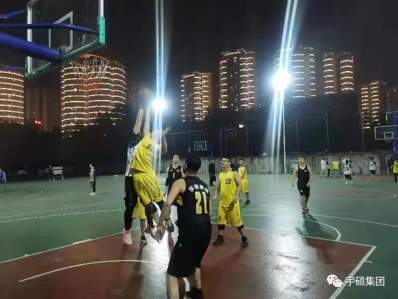 燃青春—宇硕集团与吉星酒业篮球友谊赛火热开赛